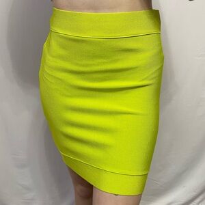 BCBG MaxAzria Lime Green Bodycon Mini Skirt Size M #0858
